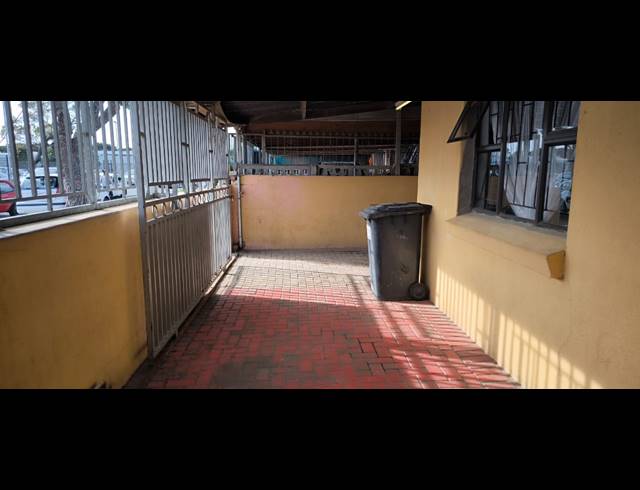 4 BEDROOM HOUSE FOR SALE IN BONTEHEUWEL
